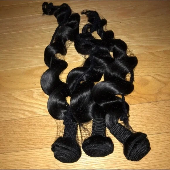 4 NWT BUNDLES OF MAYVENN BRAZILIAN LOOSE WAVE HAIR - Picture 4 of 4